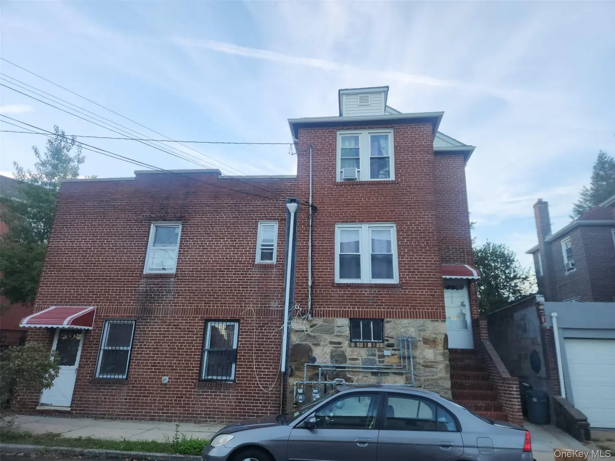859 Penfield ST, Bronx, NY 10470