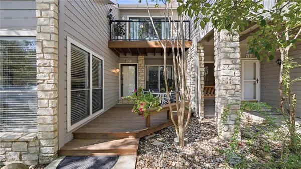 32 Cypress PT, Wimberley, TX 78676