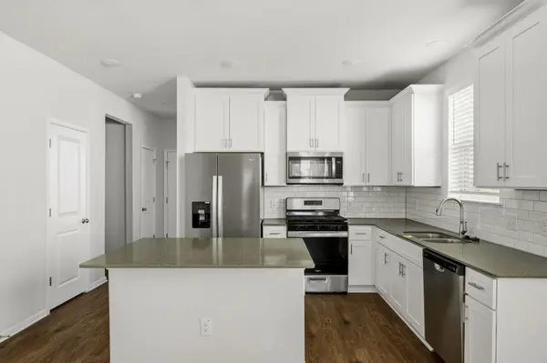 233 Porter Country PKWY, Buda, TX 78610