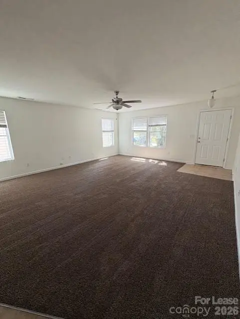 10710 Derryrush DR, Charlotte, NC 28213