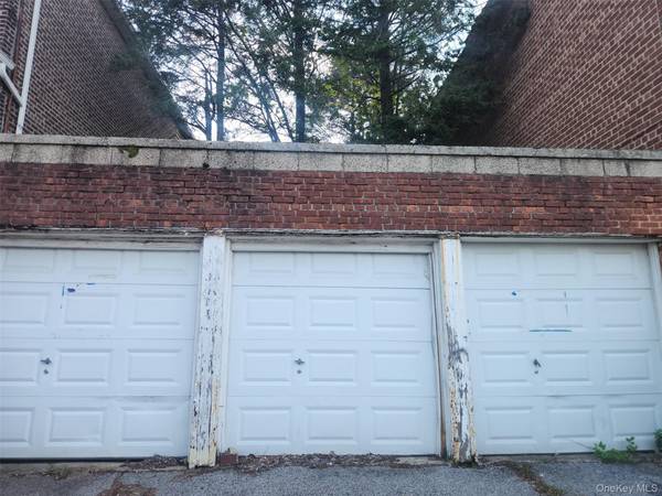 859 Penfield ST, Bronx, NY 10470