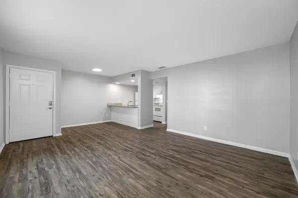 5902 E 122ND AVE #203, Tampa, FL 33617