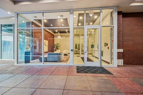 7243 Madison ST #207, Forest Park, IL 60130