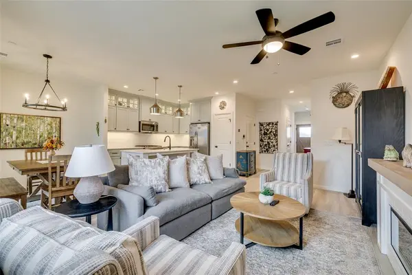 720 Harbor Town DR, Edmond, OK 73034