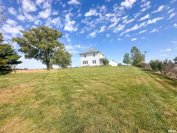 21896 TOWNLINE RD, Tremont, IL 61568
