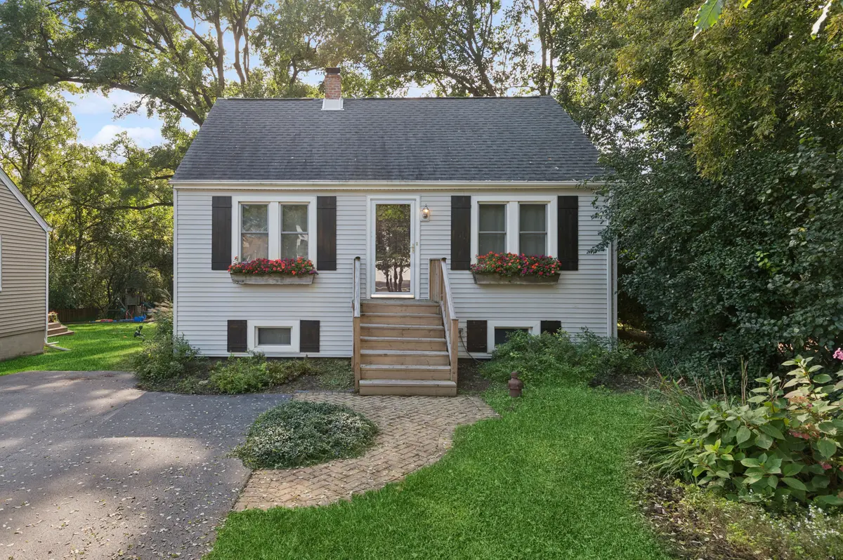 26W125 Jewell RD, Wheaton, IL 60187