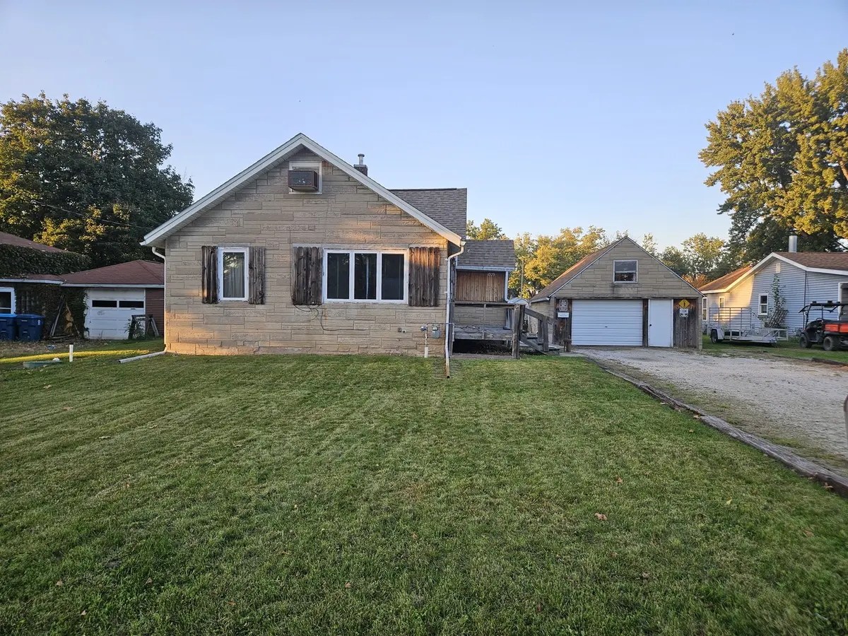 3929 4th Avenue A, East Moline, IL 61244