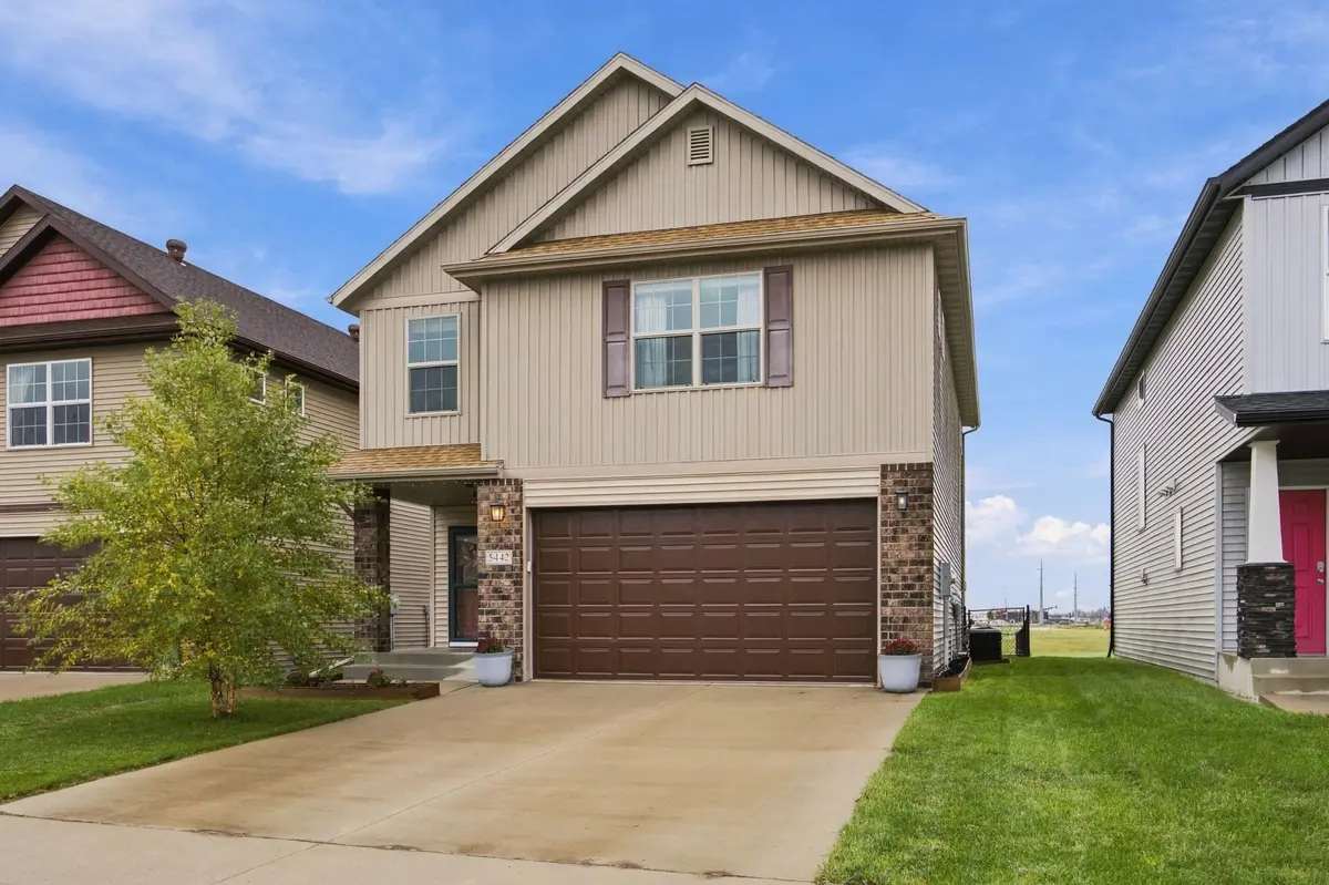 5442 49th AVE S, Fargo, ND 58104