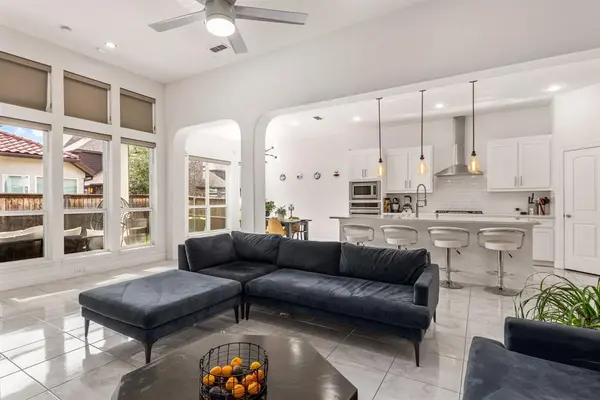 6101 Mickelson Way, Mckinney, TX 75070