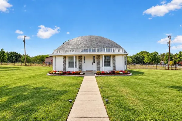 9530 Johns Road, Alvarado, TX 76009