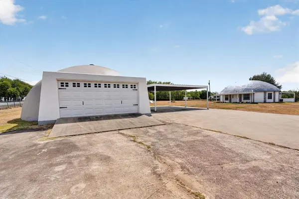 9530 Johns Road, Alvarado, TX 76009