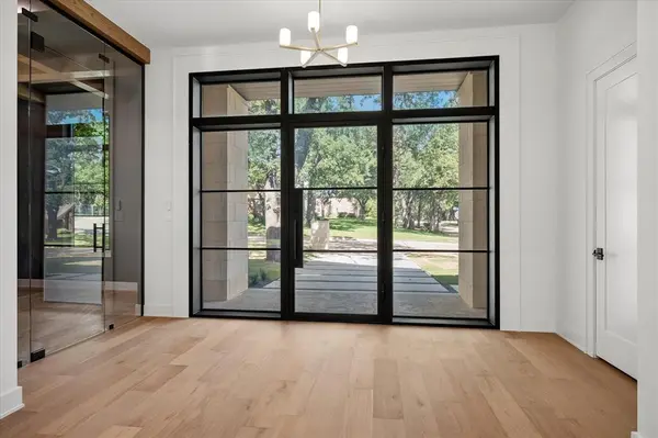 413 Live Oak Drive, Colleyville, TX 76034