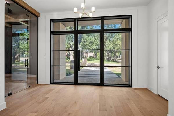 413 Live Oak Drive, Colleyville, TX 76034