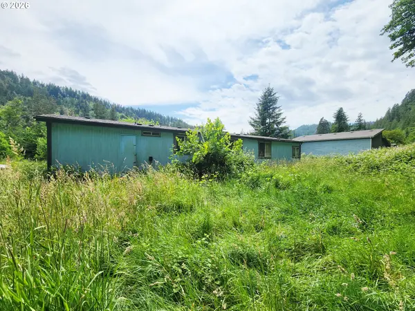 14621 HIGHWAY 36, Deadwood, OR 97430