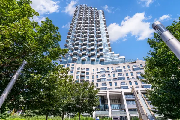 16 Bonnycastle ST #1806, Toronto C08, ON M5A 0C9