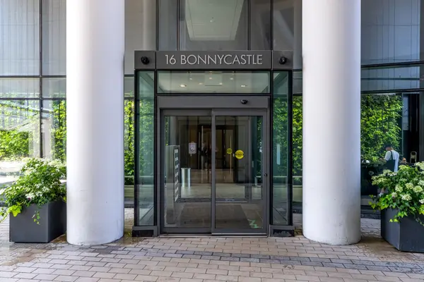 16 Bonnycastle ST #1806, Toronto C08, ON M5A 0C9