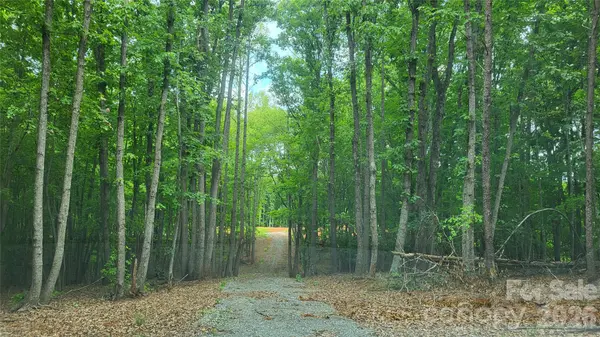1056 Stephens Trail RD, Sandy Ridge, NC 27046