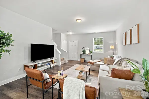 8553 Colgate CIR, Charlotte, NC 28214