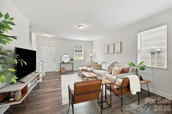 8553 Colgate CIR, Charlotte, NC 28214