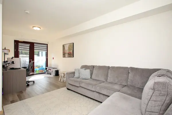 50 Morecambe Gate #B108, Toronto E05, ON M1W 2N5