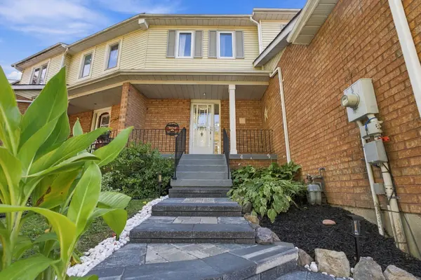 38 Galbraith CT, Clarington, ON L1C 4P5