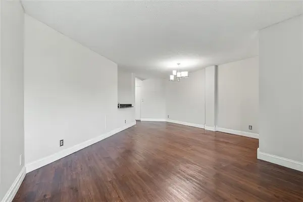 3838 Rainbow BLVD #101, Kansas City, KS 66103