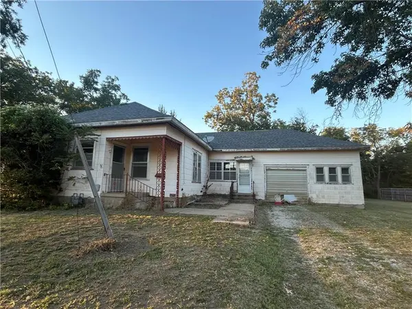 826 Tank AVE, Neodesha, KS 66757