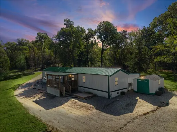 997 SE 87P RD, Deepwater, MO 64740
