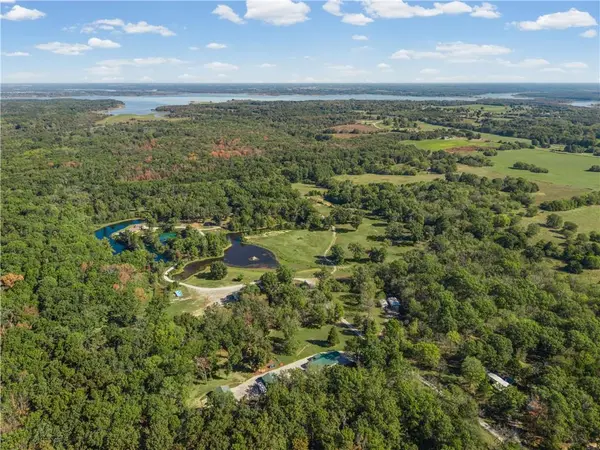 997 SE 87P RD, Deepwater, MO 64740