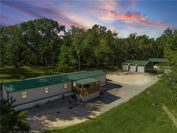 997 SE 87P RD, Deepwater, MO 64740