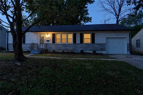 2708 S Glenwood AVE, Independence, MO 64052