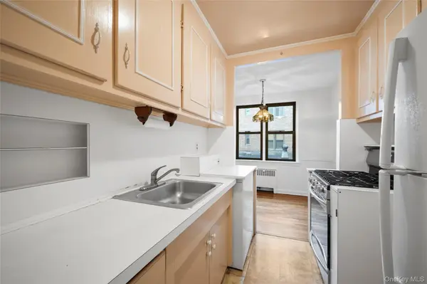 75 LEE AVE #1E, Yonkers, NY 10705