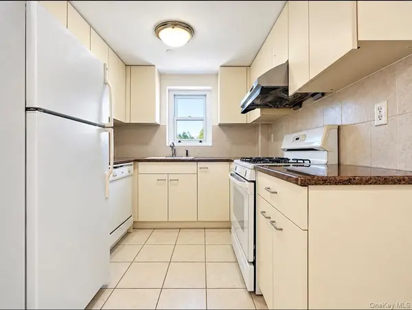 63-47 Booth ST #6B, Rego Park, NY 11374