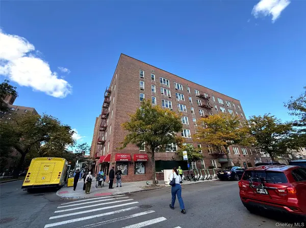 1332 Metropolitan AVE #6K, Bronx, NY 10462