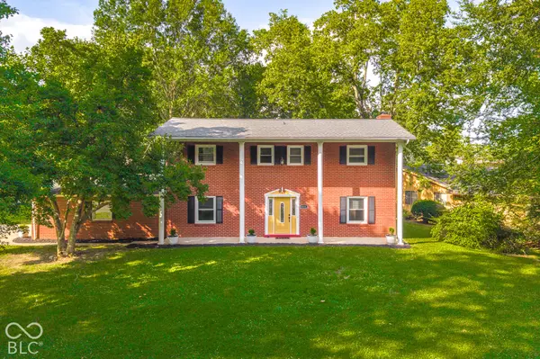 9231 N Cherry Hills DR, Columbus, IN 47201