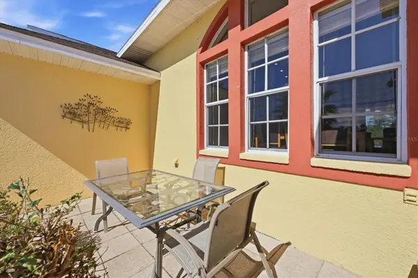 1078 ROTONDA CIR, Rotonda West, FL 33947