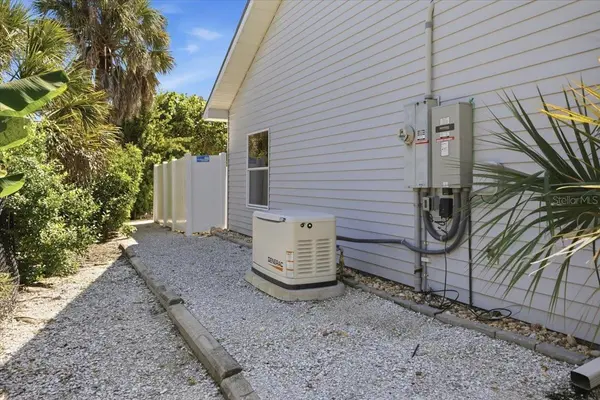7376 MEMORIAL DR, Port Charlotte, FL 33981