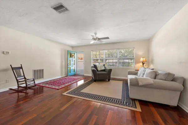 1706 OWEN DR, Clearwater, FL 33759