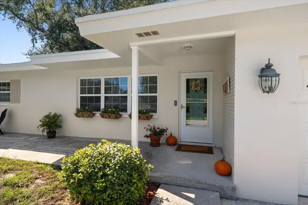 1706 OWEN DR, Clearwater, FL 33759