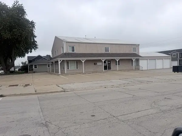 10 N Locust ST, Manteno, IL 60950