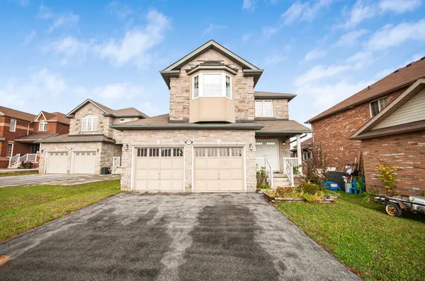 2166 Taggart CT, Innisfil, ON L9S 0C4