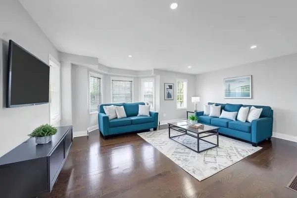 331 Davos RD, Vaughan, ON L4H 0M8
