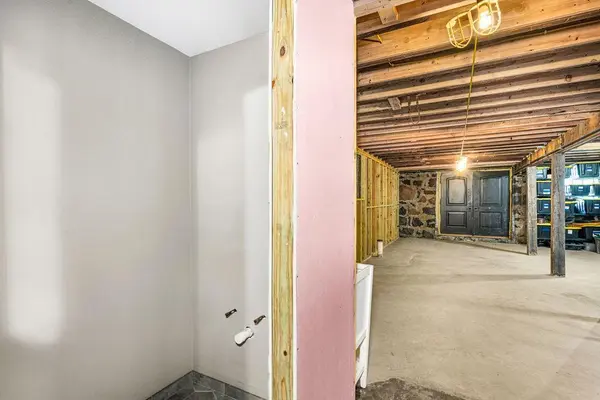 24 W 5th ST, Duluth, MN 55806
