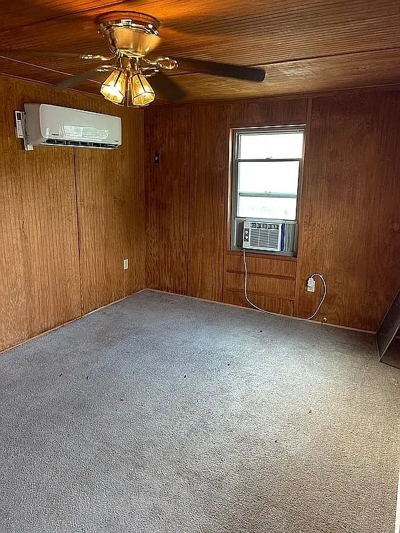 209 Bailey St, Lexington, TN 38351