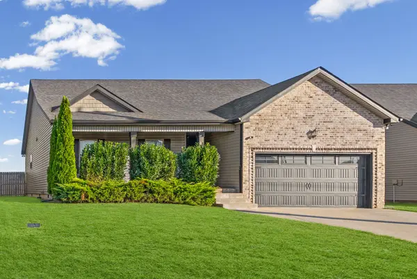 160 Ambridge St, Oak Grove, KY 42262