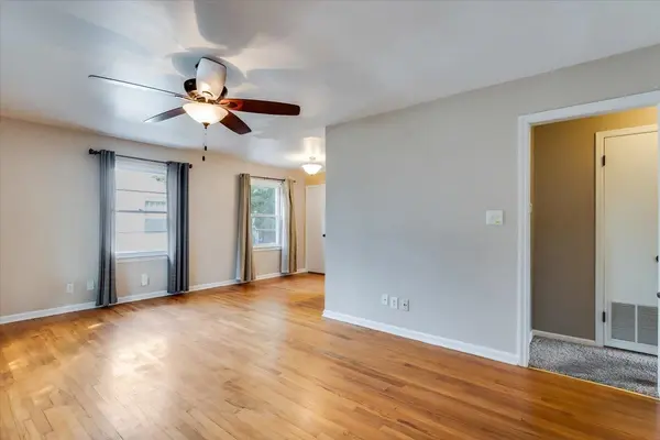 932 N Ridgewood, Wichita, KS 67208