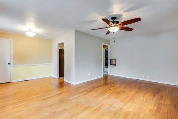 932 N Ridgewood, Wichita, KS 67208