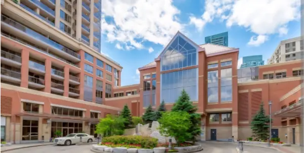 4090 Living Arts DR #1906, Mississauga, ON L5B 4M8