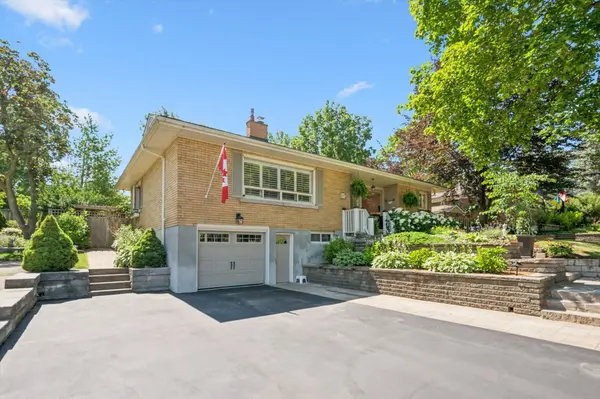 25 Bennett AVE, Guelph, ON N1E 2C6