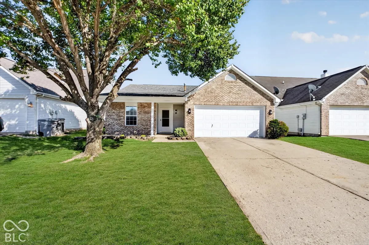 5409 Rocky Mountain DR, Indianapolis, IN 46237